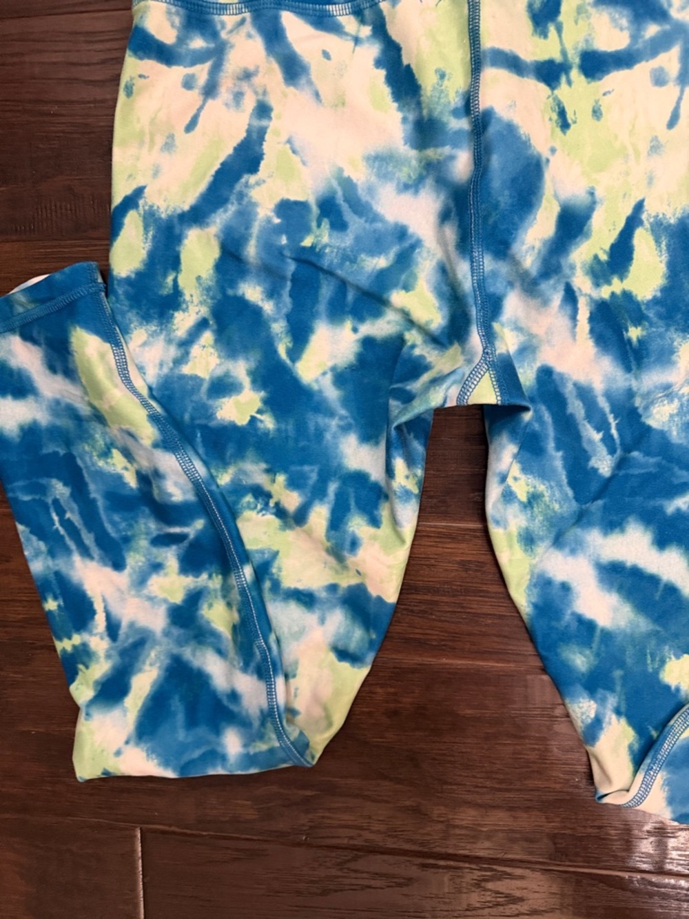 Wildfox Blue, Yellow & White Tie-Dye Leggings - Picture 12 of 12